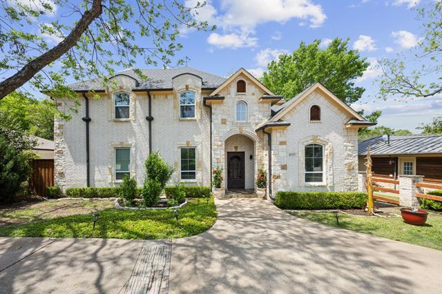 Foto del edificio - 8525 Briarwood Ln