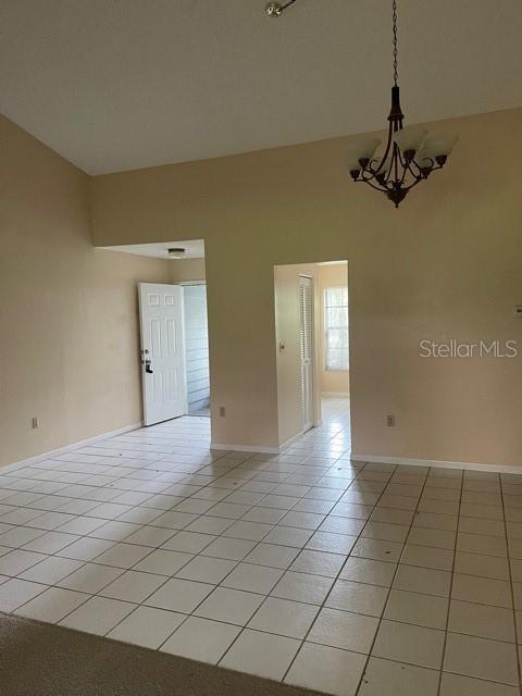 Building Photo - 2664 Bentley Dr