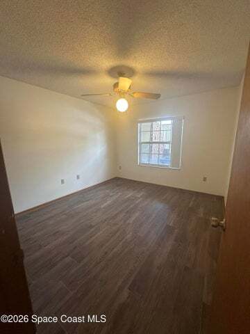 Foto del edificio - 1600 Woodland Dr