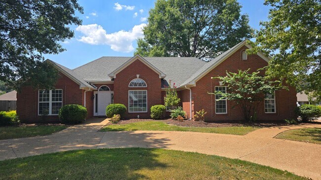 Foto del edificio - 173 Walnut Trace Dr