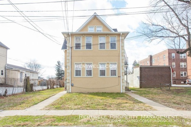 Building Photo - 410 Folcroft Ave