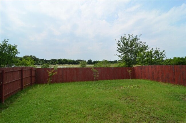 Building Photo - 11300 Ashbrook Dr