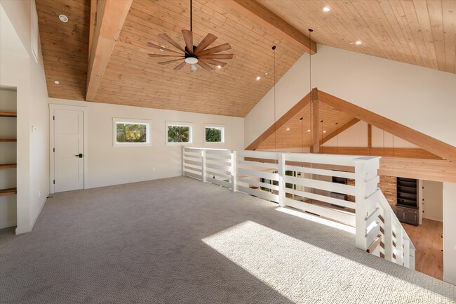 Building Photo - 1475 Anderson Ln