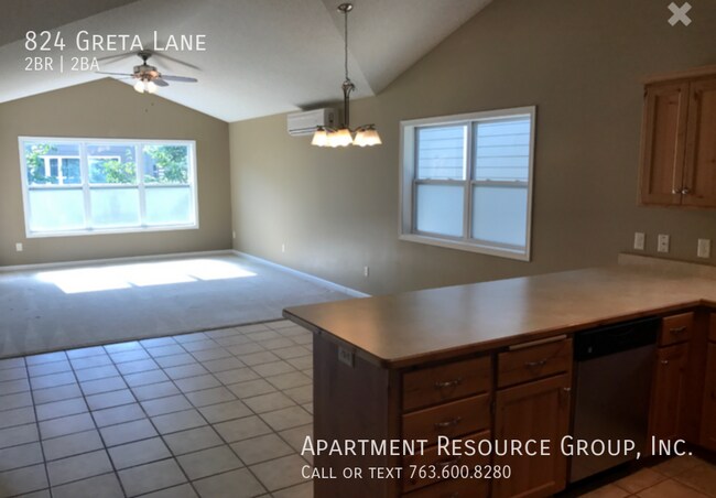 Foto del edificio - 824 Greta Ln