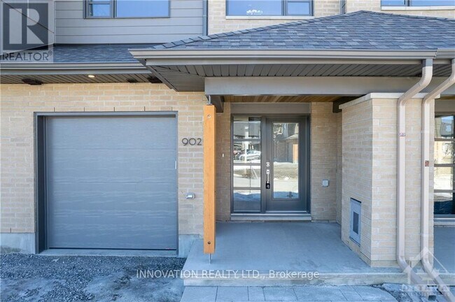 Building Photo - 902 Chipping Cir