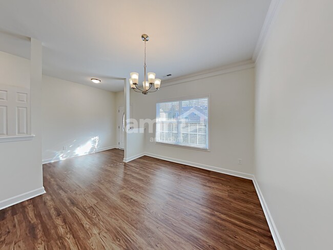 Building Photo - 5954 Coopers Hawk Trail