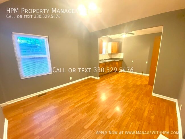 Building Photo - 1631 Bryan Ave SW