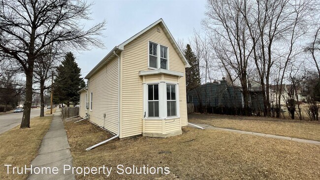 Building Photo - 3 br, 2 bath House - 1724 4th Ave N