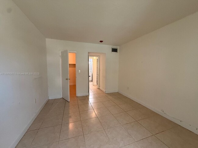 Foto del edificio - 13890 SW 90th Ave