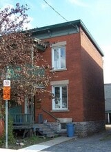 Building Photo - 134 Spruce St