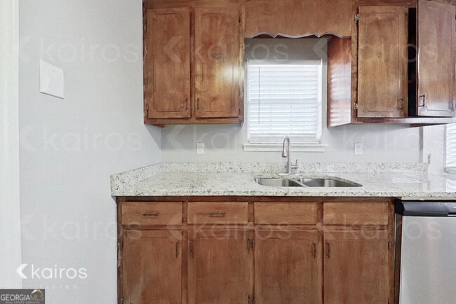 Building Photo - 200 Deer Pkwy