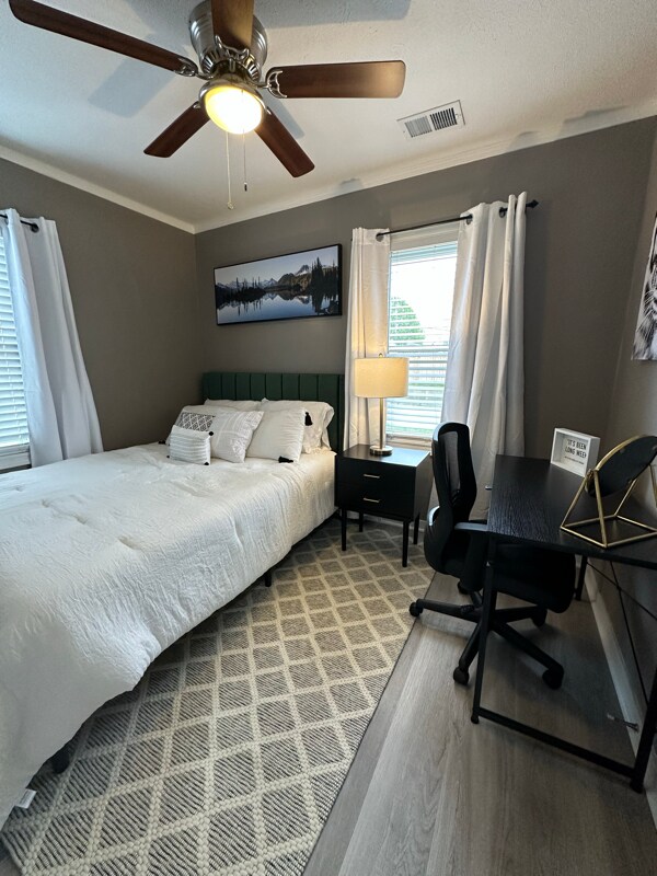 Foto del edificio - 2500 Emil Ave