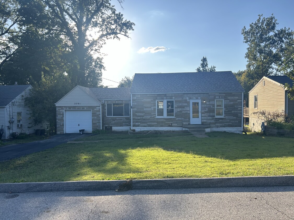 Foto principal - 3701 Connor Ave