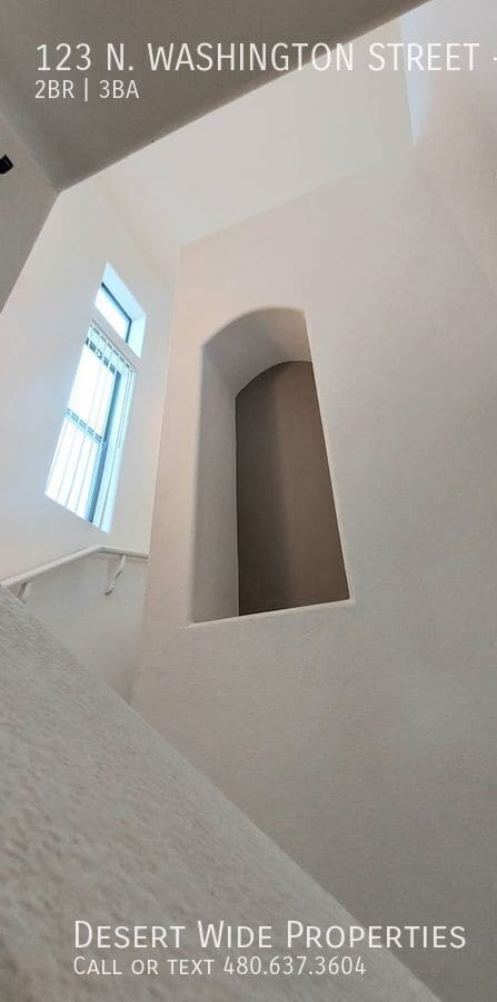 Photo - 123 N Washington St Apartment