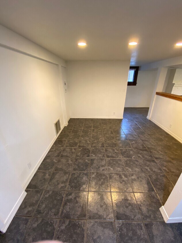 Comedor - 404 NW A St