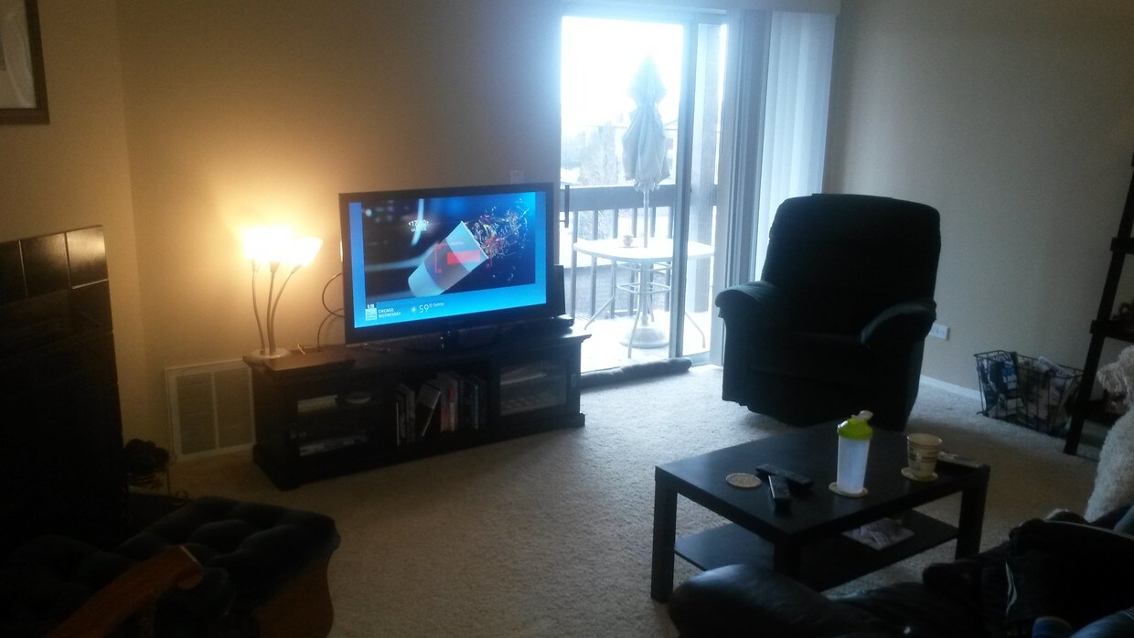 307 Stratford Pl, Bloomingdale, IL 60108 Apartments in Bloomingdale, IL