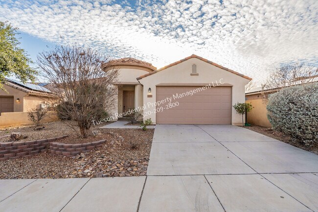 Building Photo - 799 West Camino Tunera