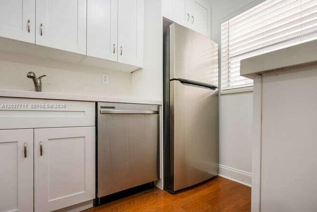Foto del edificio - 4600 SW 67th Ave
