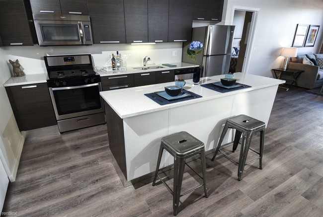 Foto del edificio - 1 br, 2 bath  - 1323 S Michigan Ave 205
