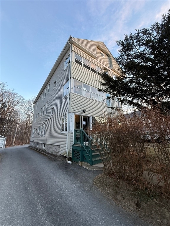 Building Photo - 92 Stanton St