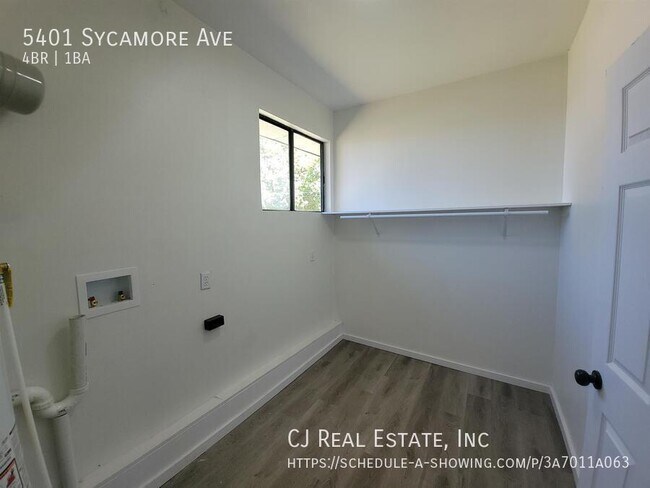 Building Photo - 5401 Sycamore Ave