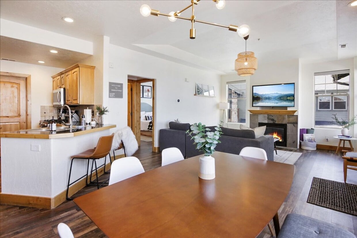 Primary Photo - Redstone Condo with A/C and 1 Car Garage