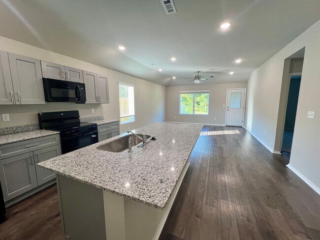 Foto del edificio - 8912 Preston Ct