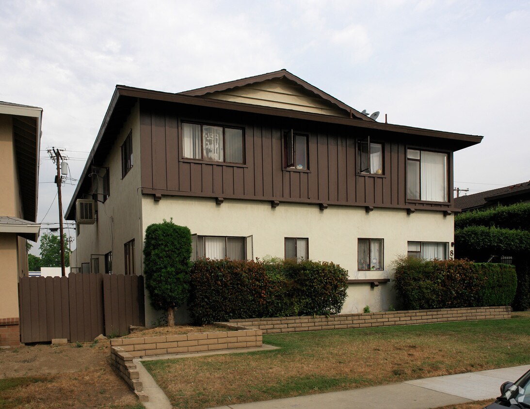 Foto del edificio - 813-817 N Palmetto Ave