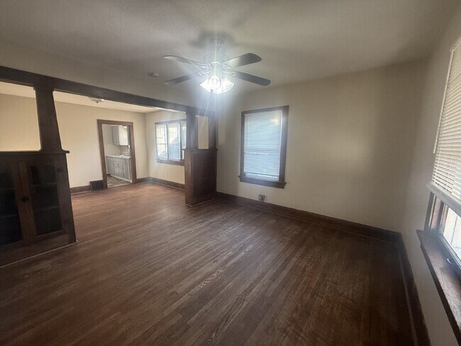 Foto del edificio - 2824 Des Moines St