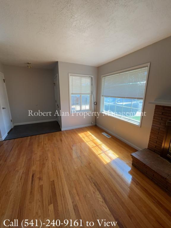 Foto del edificio - 724 SW 37th St