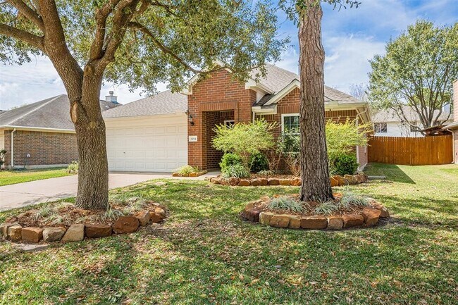 Foto del edificio - 3034 Glenthorpe Ln
