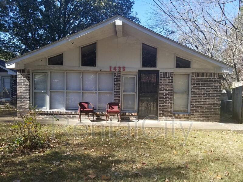 Primary Photo - 1435 N 20th Ave