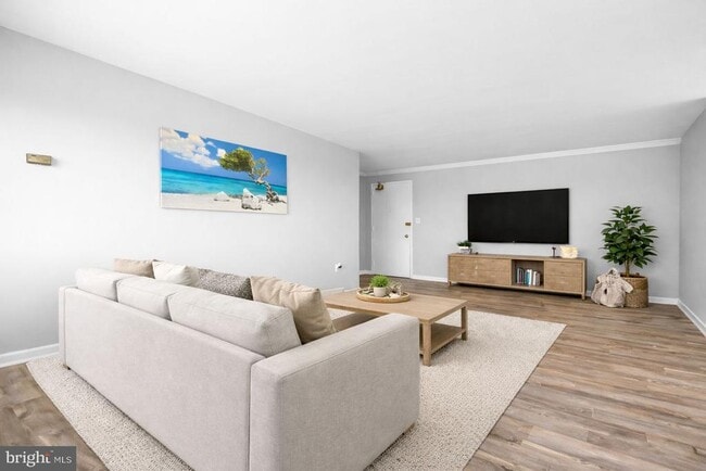 Foto del edificio - 1300 S Arlington Ridge Rd