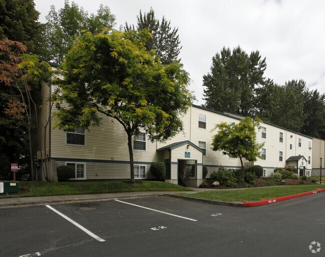 Bristol Woods Apartments Gresham, OR