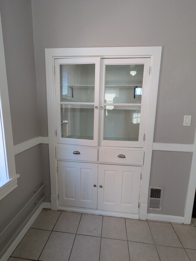 Foto del edificio - 3550 Magnolia Ave