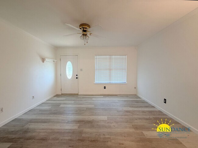 Foto del edificio - Beautifully Updated 3 Bedroom Home in Mary Esther, near Highway 98!