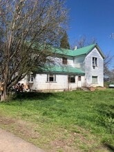 Building Photo - 62761 Gekeler Ln