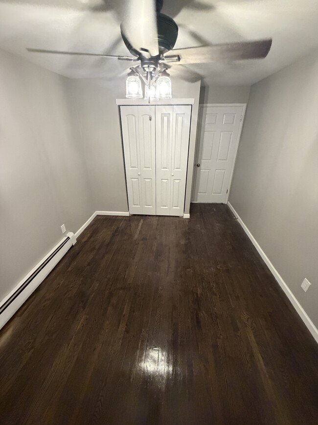 F4 - Dormitorio 2 - Stewart Woods