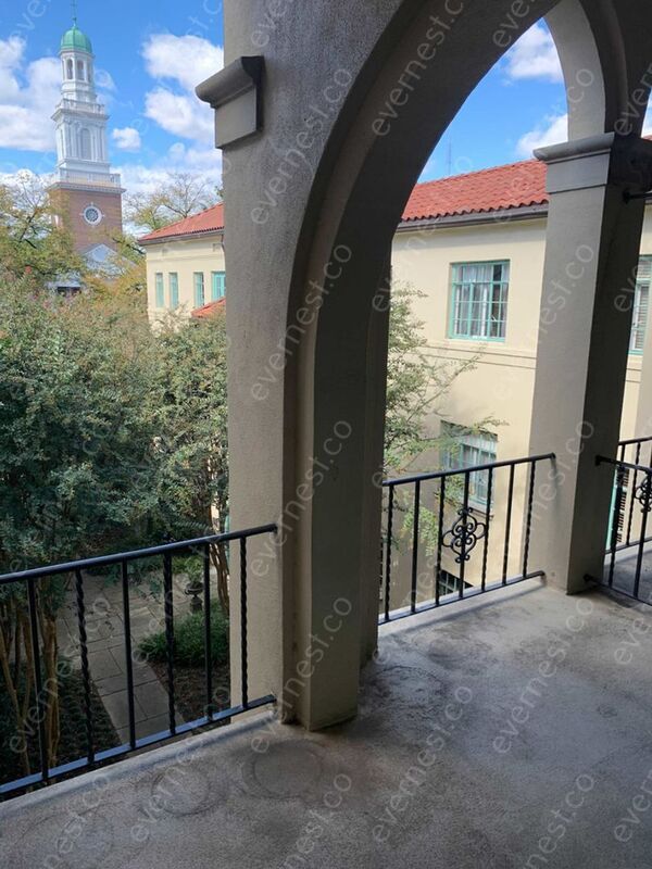 Foto del edificio - 507 N Arthur Ashe Blvd