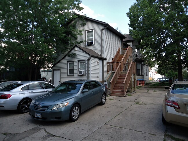Building Photo - 2314 Portland Ave