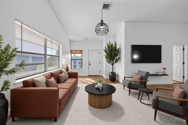 Foto del edificio - 339 SW 15th St