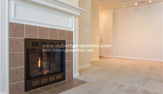 Building Photo - 2 bedroom in Andover MA 01810