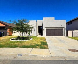 Building Photo - 2708 Taurus Ln