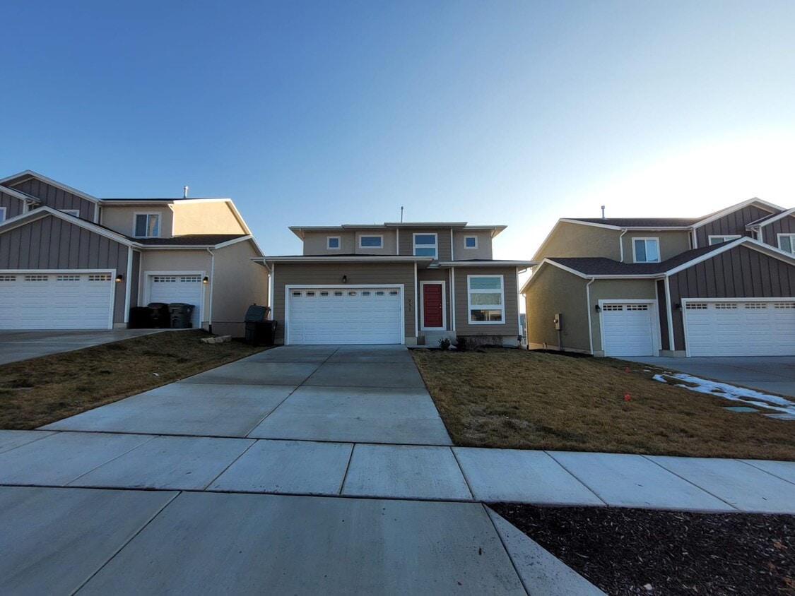 Foto principal - 931 Bullion St