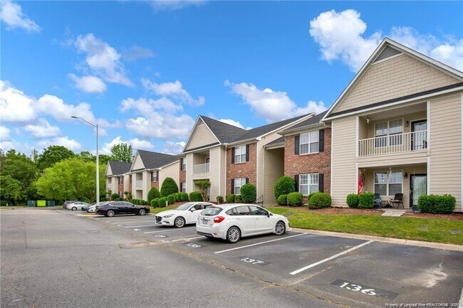 Foto del edificio - 3119 Wisteria Ln