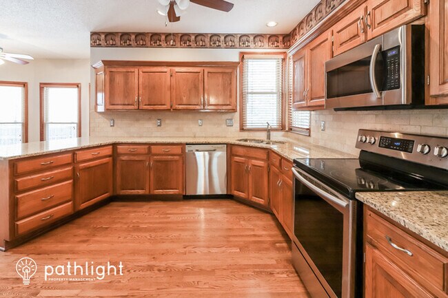 Building Photo - 11322 W 129Th Street, Overland Park, KS, 6...