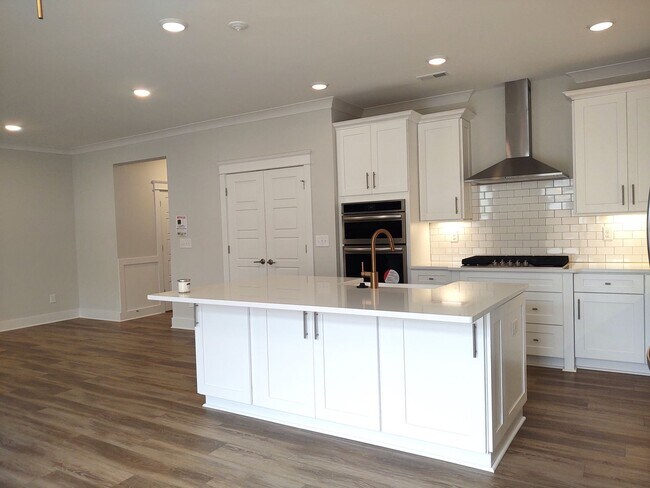 Building Photo - Beautiful Home located in the McKee Grove ...