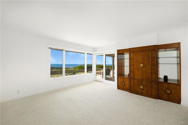 Foto del edificio - 33 Montecito Dr