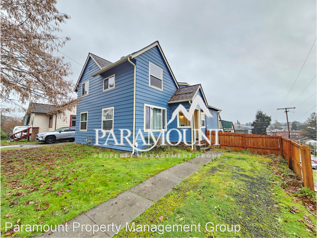 Building Photo - 5 br, 2 bath House - 1120 8th St