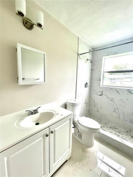 Foto del edificio - 2665 NW 20th St